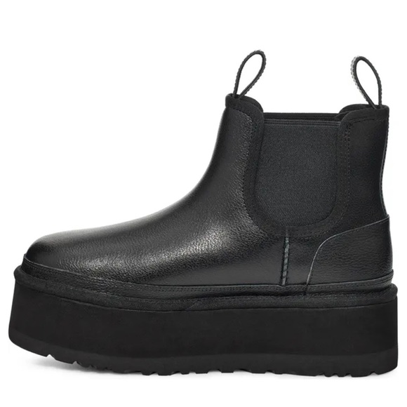 📌SOLD📌 UGG NEUMEL BLACK LEATHER PLATFORM CHELSEA BOOT🆕 - Picture 3 of 8